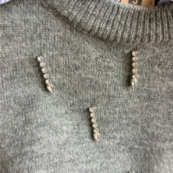 Maeve Gray Cropped Knit Vest with Bead Detail - Picture 4 of 5